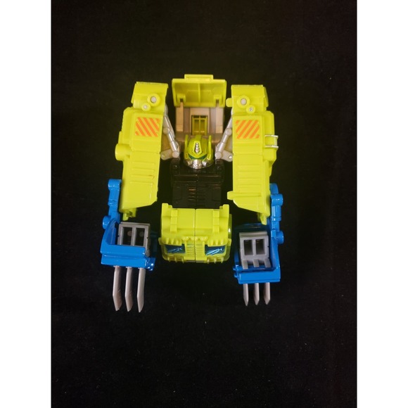 Transformers Cyberverse Spark Armor Elite Buzzworthy Bumblebee & Trash Crash - Picture 2 of 5